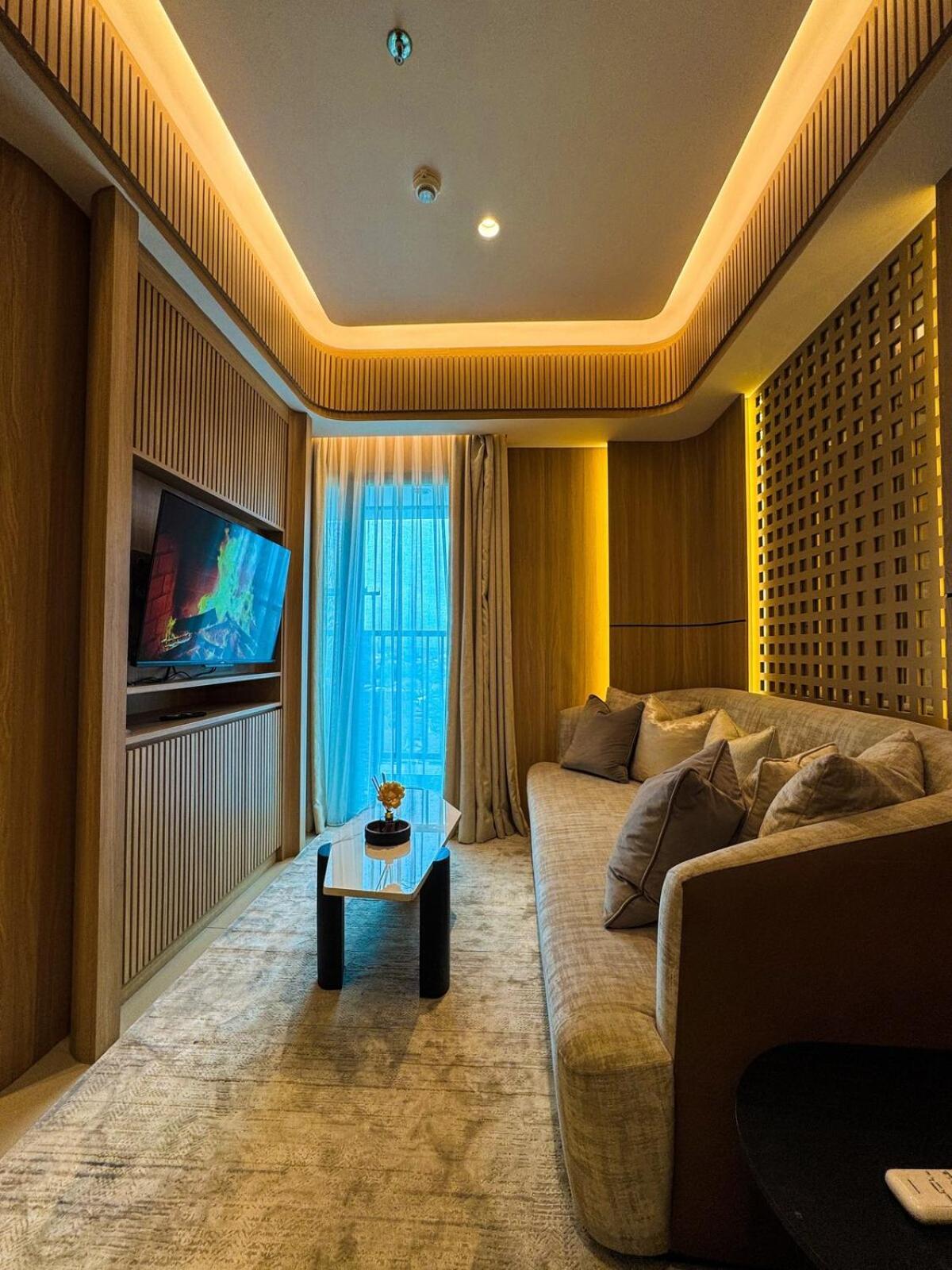 Embarcadero 2br With Netflix & Pool By Damaresa Apartment South Tangerang